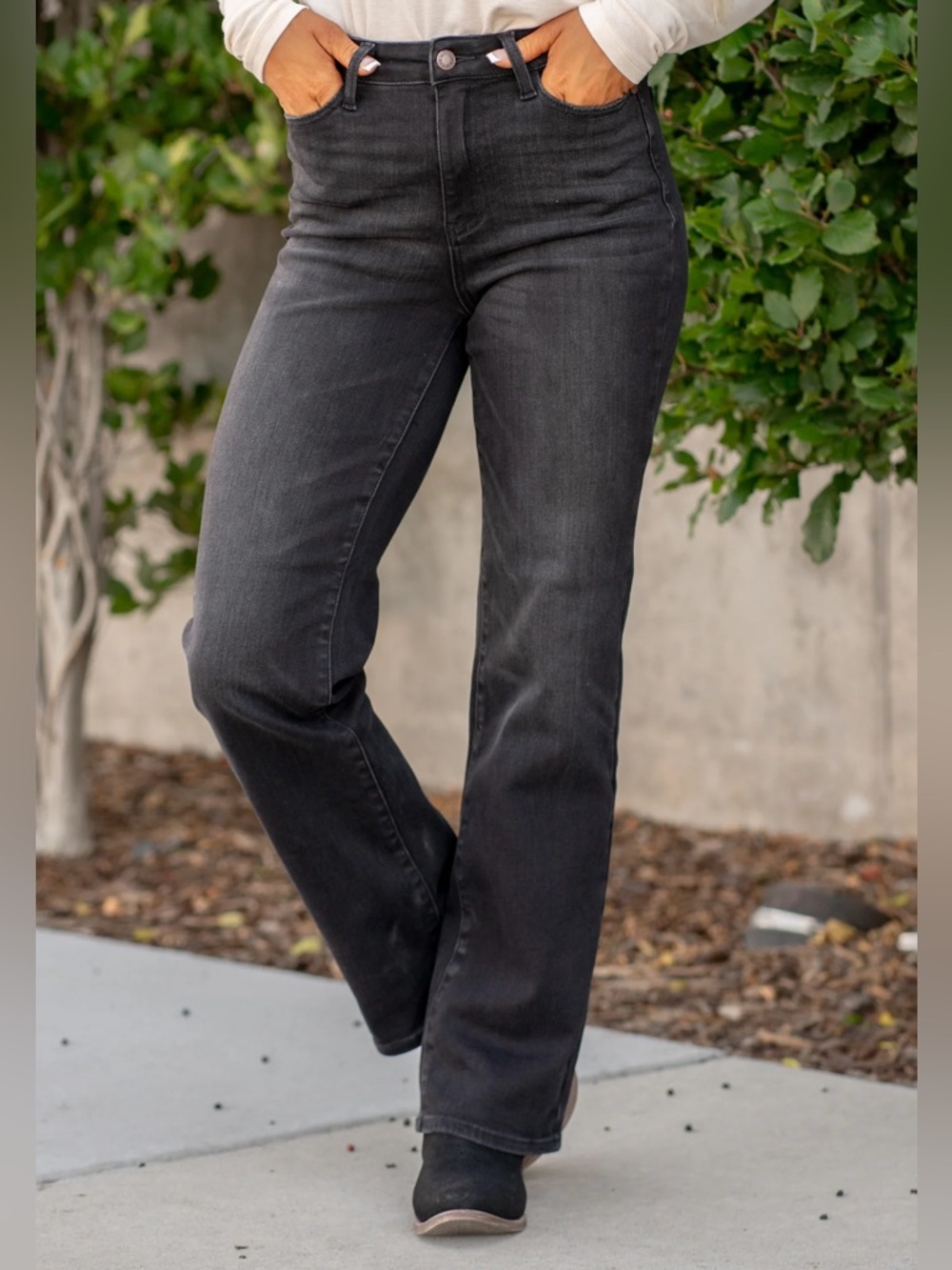Judy Blue Tummy Control Black High Waist Straight Fit Jeans Size 32
